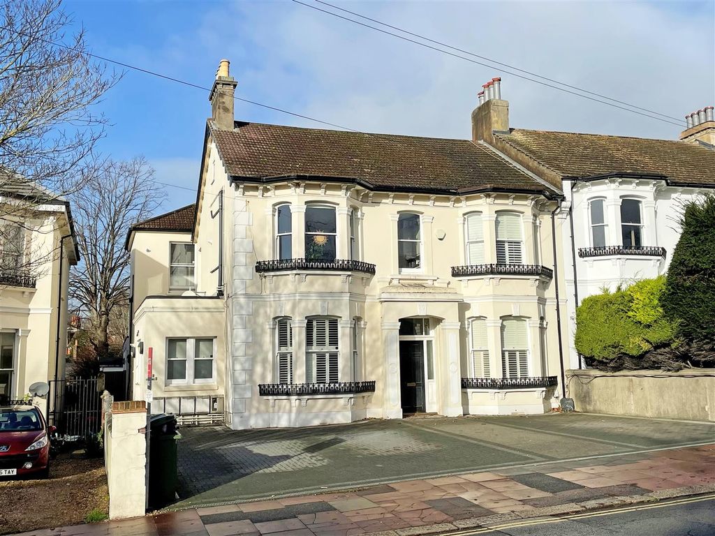 Property photo 1 of 14 9Samaina.Jpg