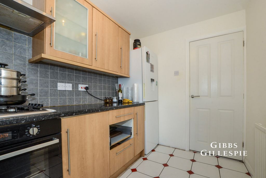 Property photo 3 of 13 Pbox-Img.Jpg