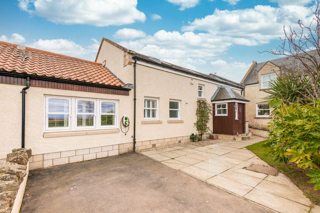 Property photo 2 of 25 Property Image 2