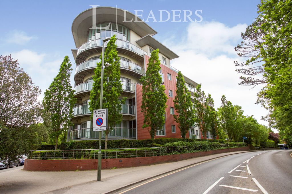 Property photo 1 of 11 137F6058-7662-4Abc-A