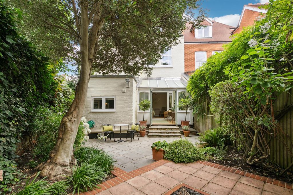 Property photo 3 of 23 Esmond Road, W4 - For Sale