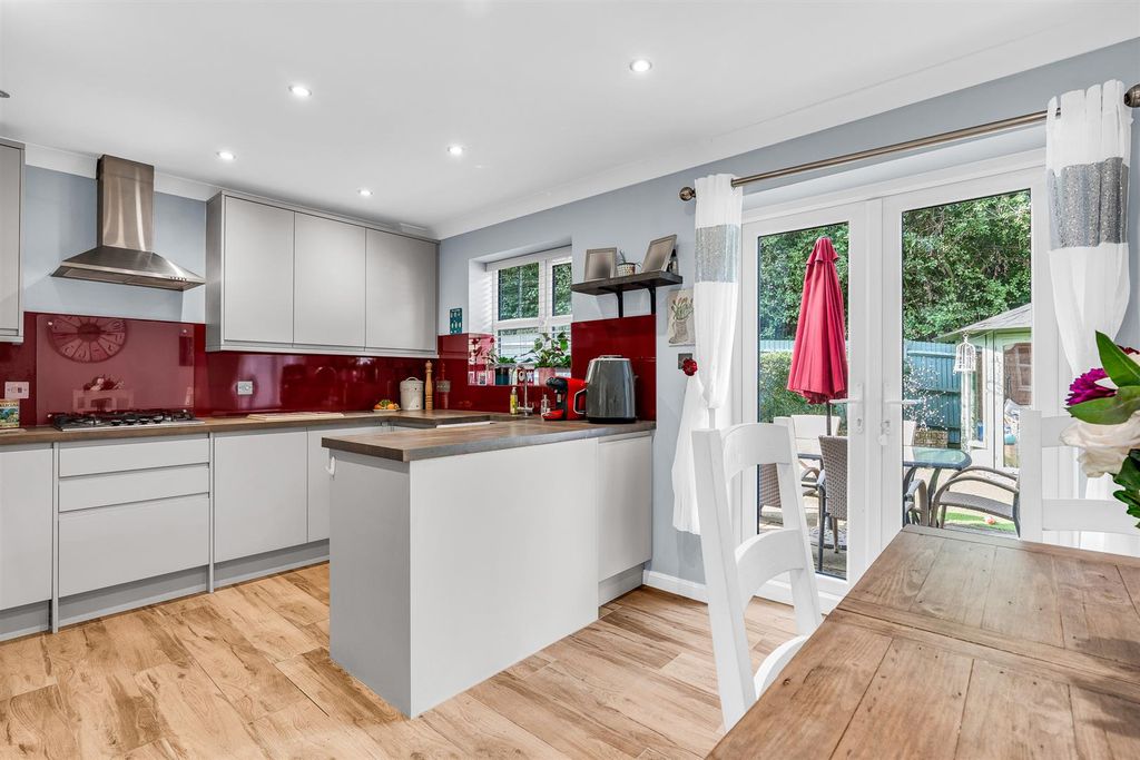 Property photo 1 of 22 Internal-5.Jpg