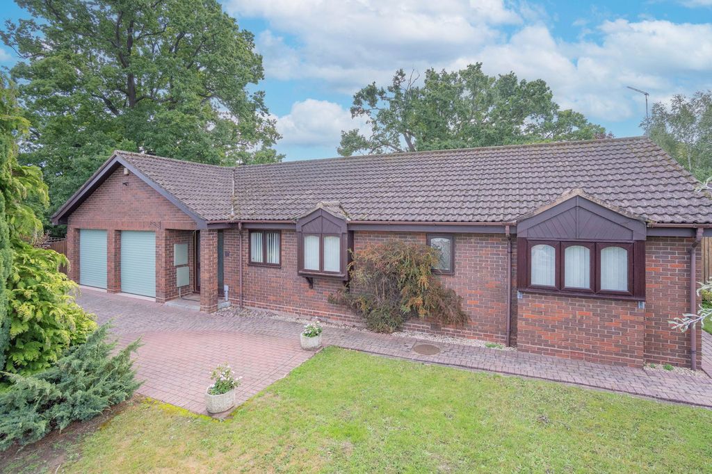 Property photo 3 of 19