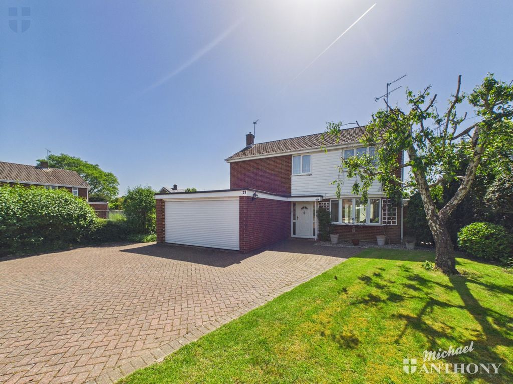 Property photo 1 of 23 Cam03218G0-Pr1033-Still026