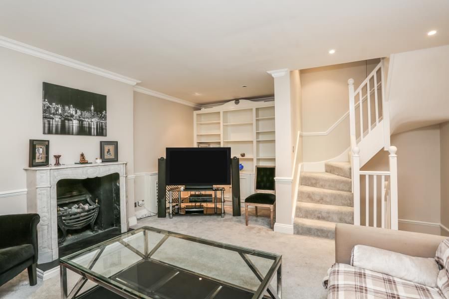Property photo 3 of 13