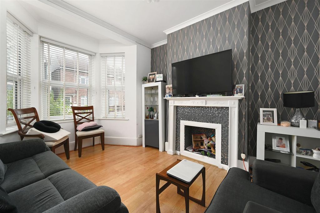Property photo 2 of 11 Reginald Road - Tn393Pg (1).Jpg