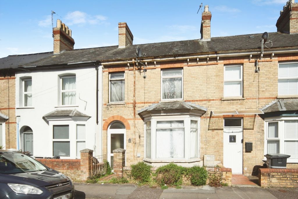 Property photo 1 of 17 Pbox-Img.Jpg