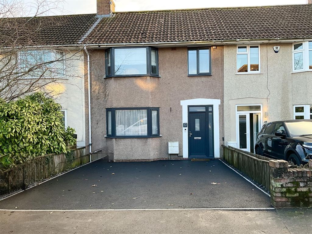 Property photo 1 of 15