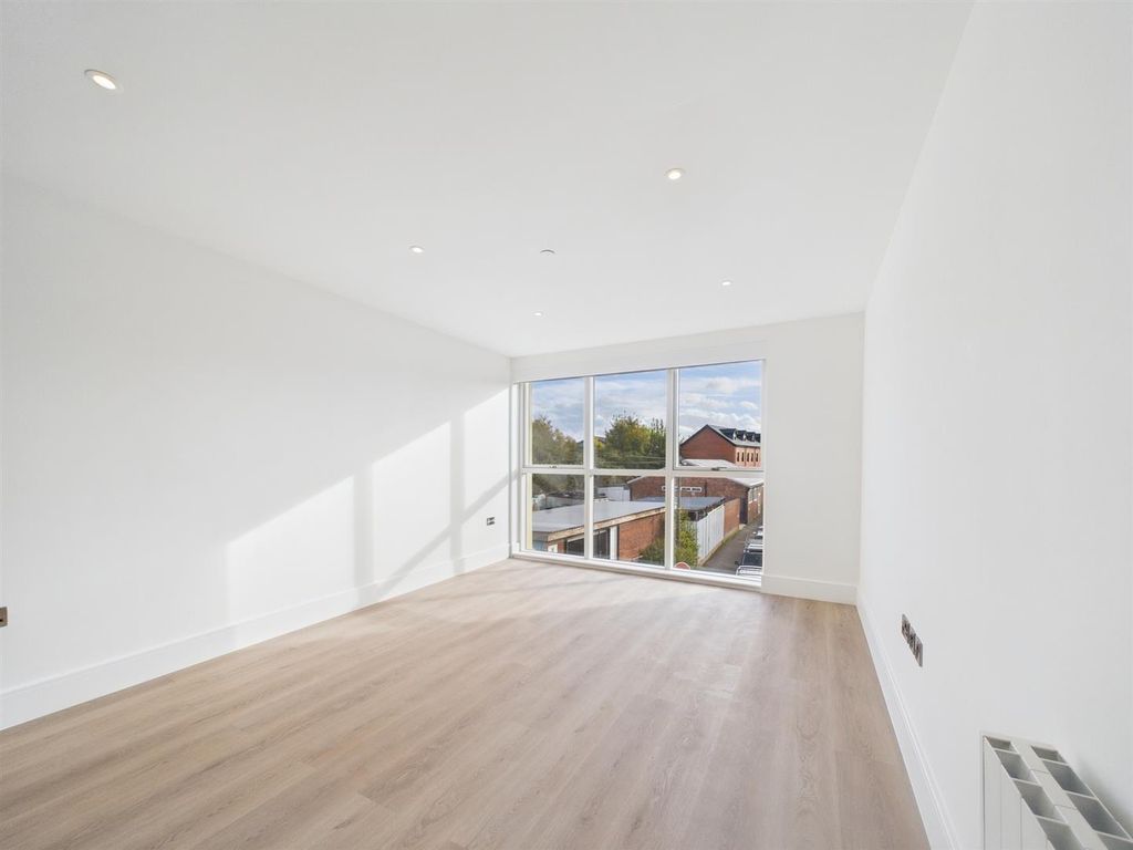 Additional image 7 of 1 bed flat for saleOld Coleham Court, Shrewsbury SY3