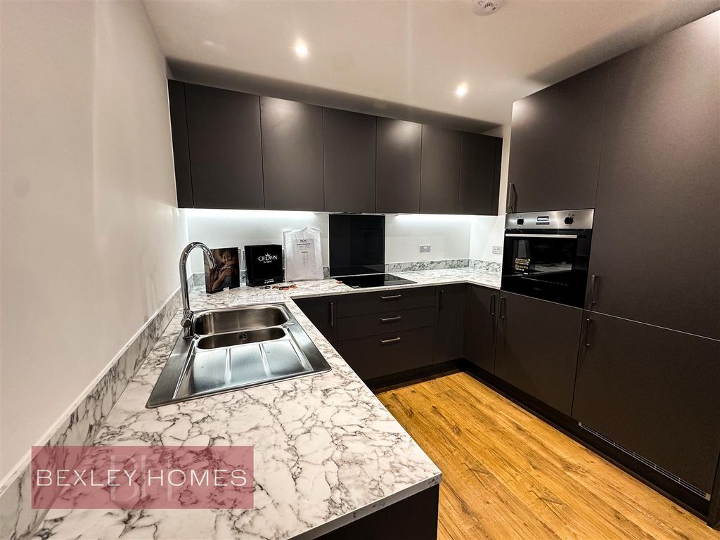 Property photo 3 of 11 Img_0490.Jpg