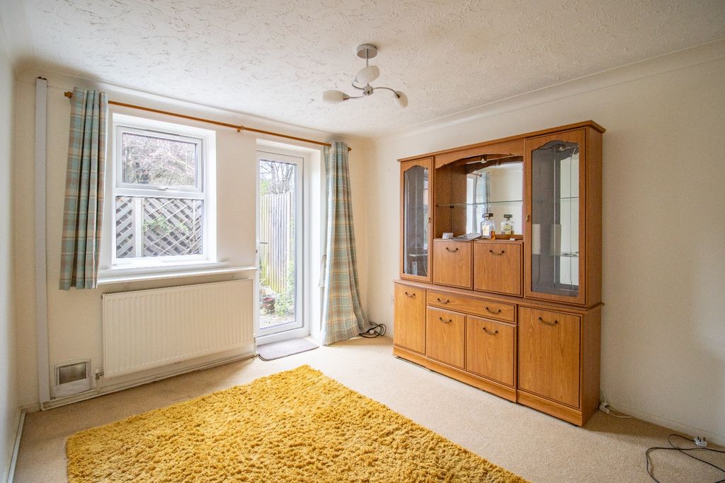 Property photo 3 of 13 4165634