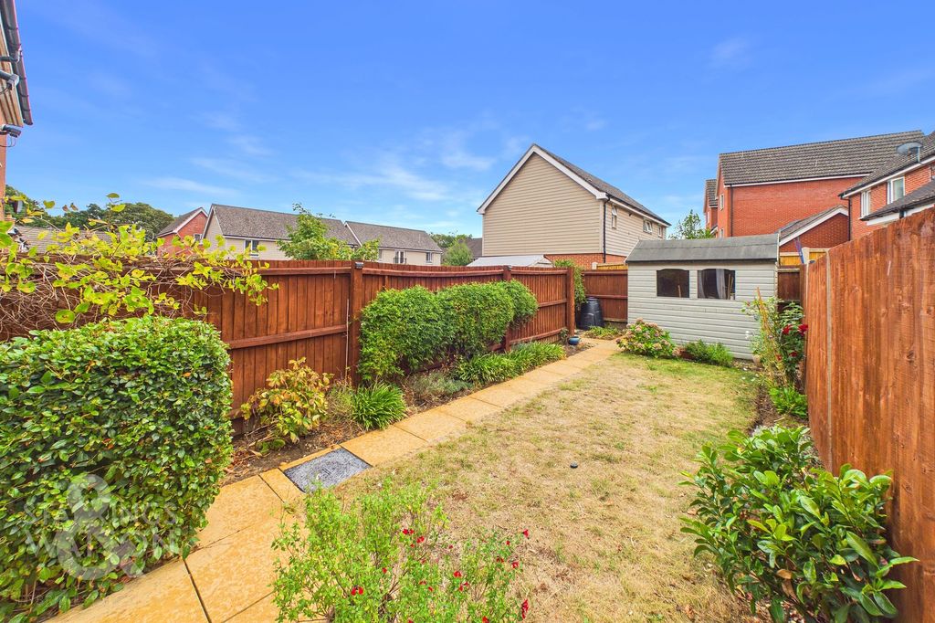 Property photo 1 of 21