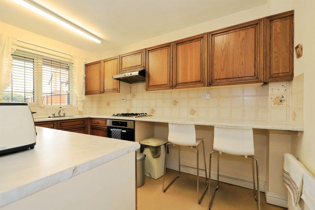 Property photo 3 of 17