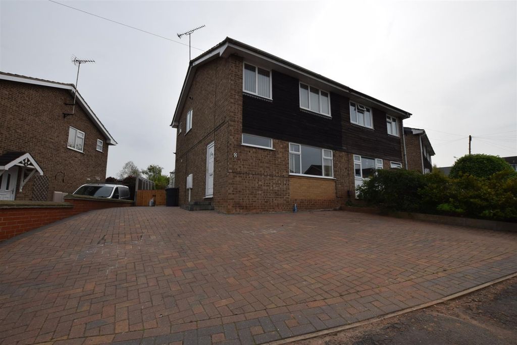 Property photo 1 of 7 3968611