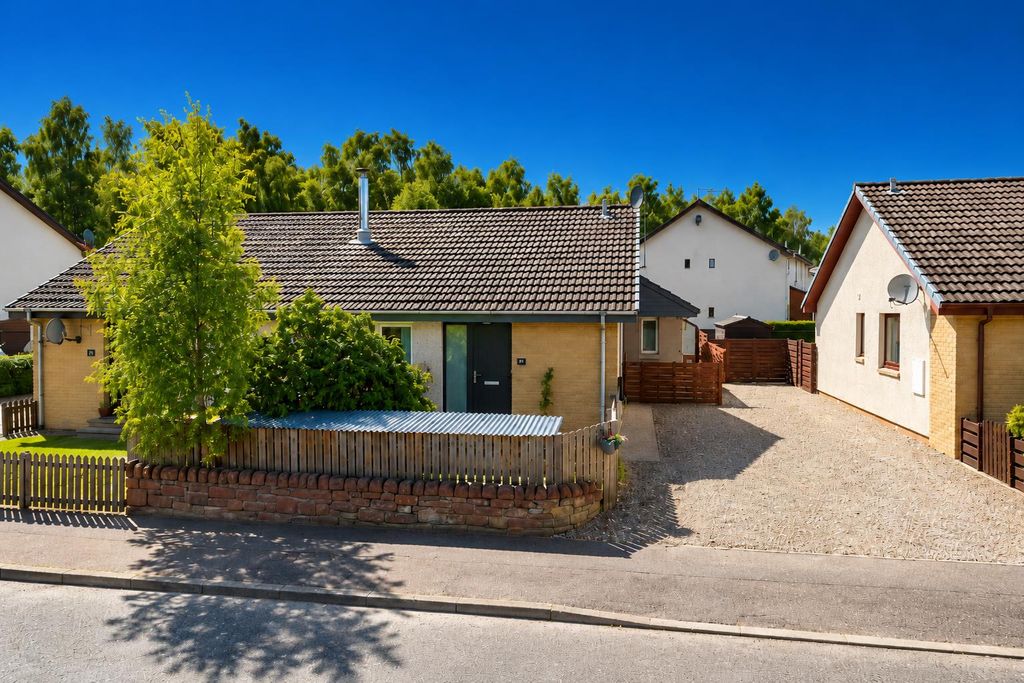 Property photo 1 of 23 Outside