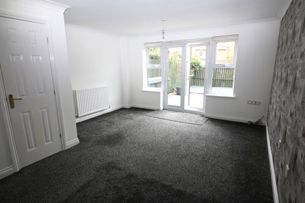 Property photo 3 of 16 Picture No. 15