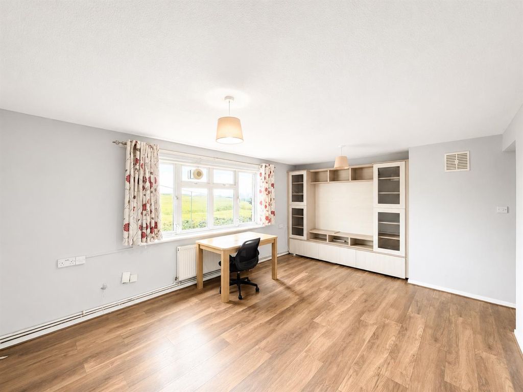 Property photo 3 of 7 Reception Room