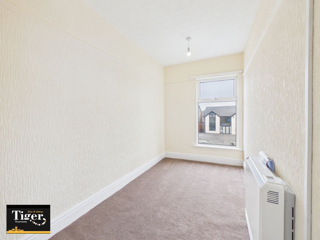 Property photo 3 of 5 Cam03440G0-Pr0677-Still002