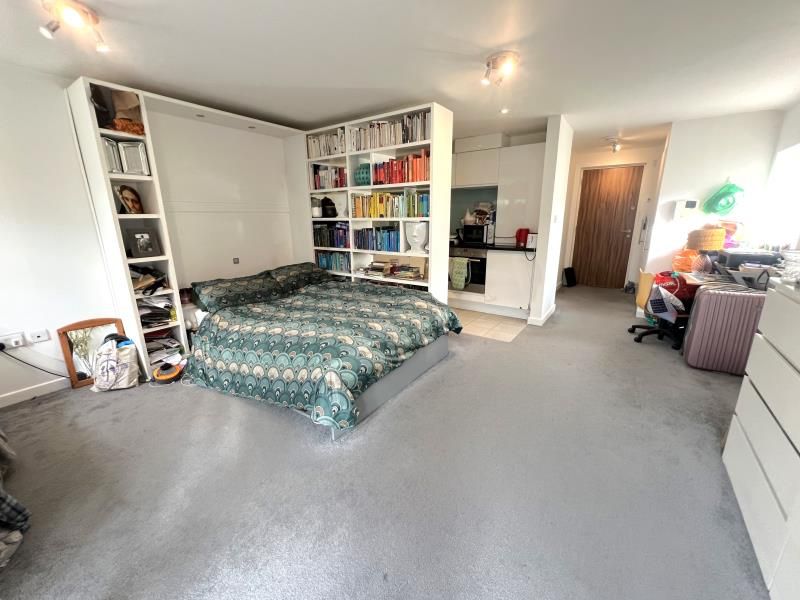 Property photo 3 of 5