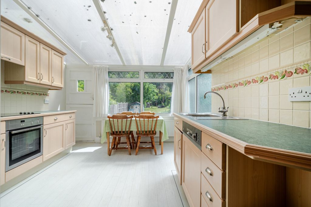 Property photo 3 of 20 1473305-12-6A293c...
