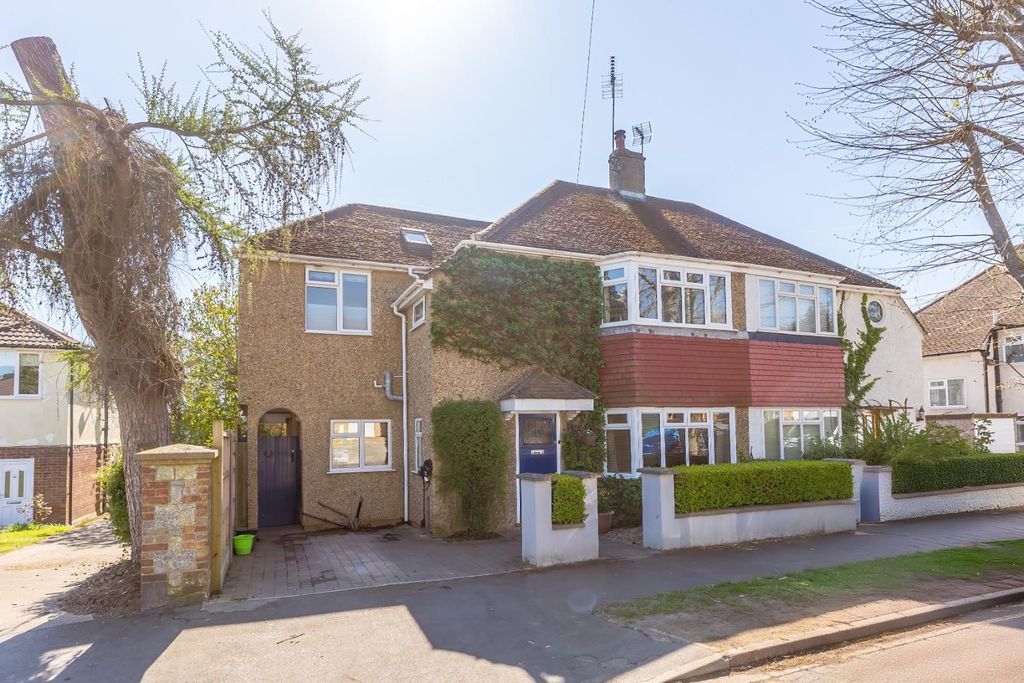 Property photo 1 of 23