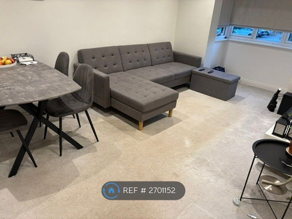 Property photo 3 of 8 Living Room