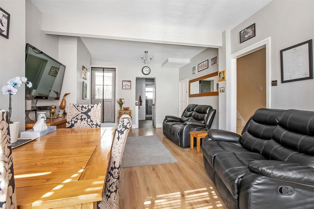 Property photo 2 of 15 Reception Room
