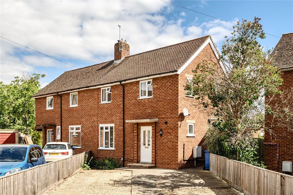 Property photo 1 of 21 External View