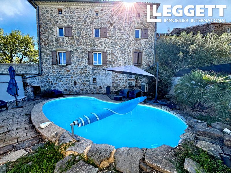 Property photo 2 of 10