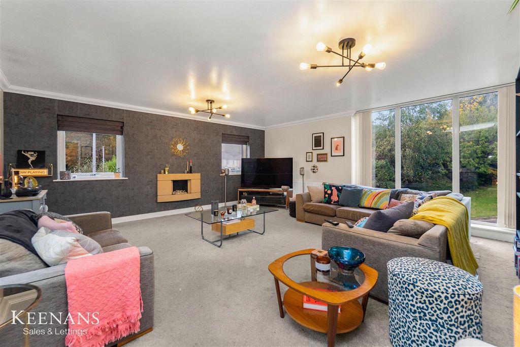 Property photo 1 of 60 2.Jpg