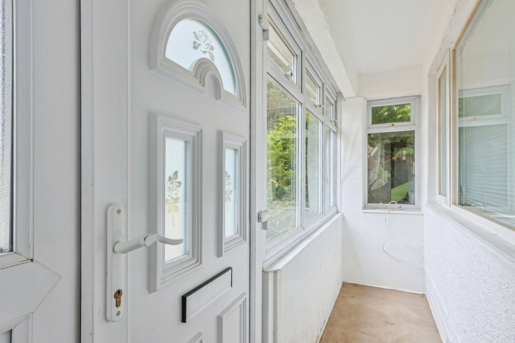 Property photo 3 of 17 Pbox-Img.Jpg