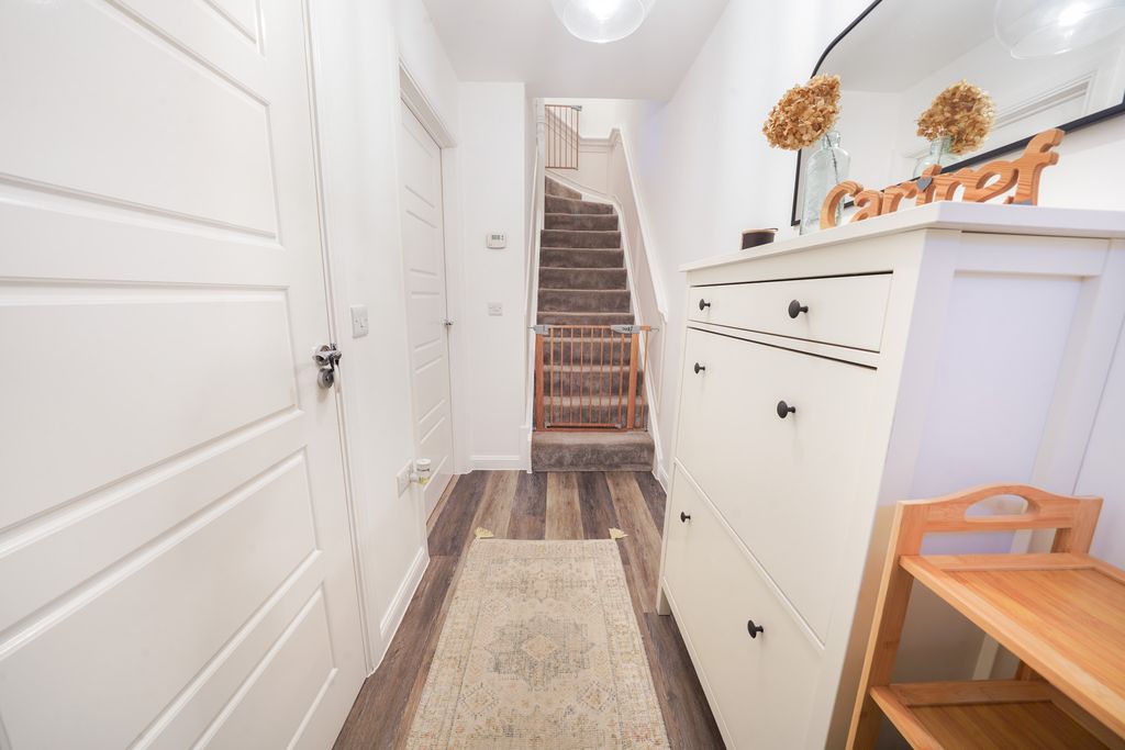 Property photo 2 of 20 Dsc03635