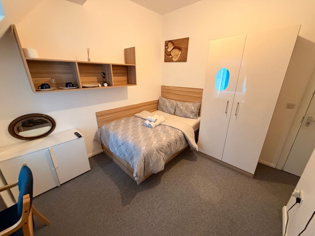 Property photo 1 of 10 Image