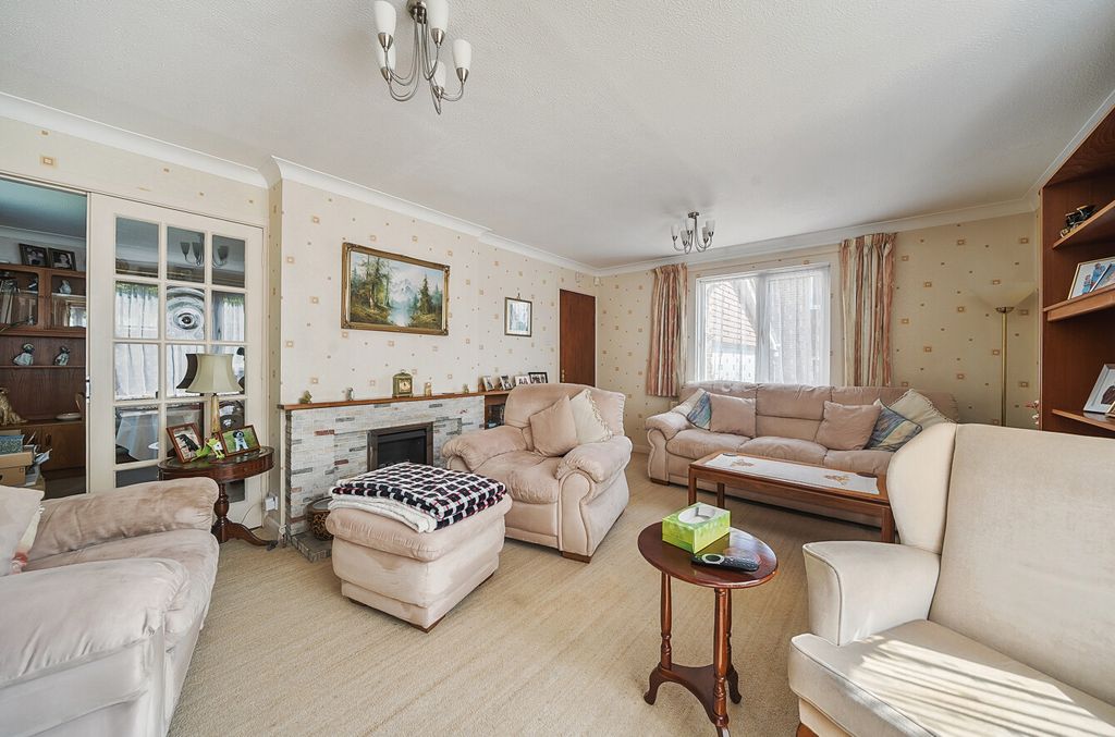 Property photo 2 of 12 024-20-681Ca33ee4...
