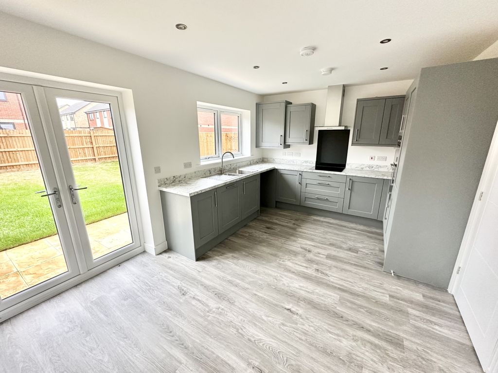 Property photo 2 of 9 Img_0896