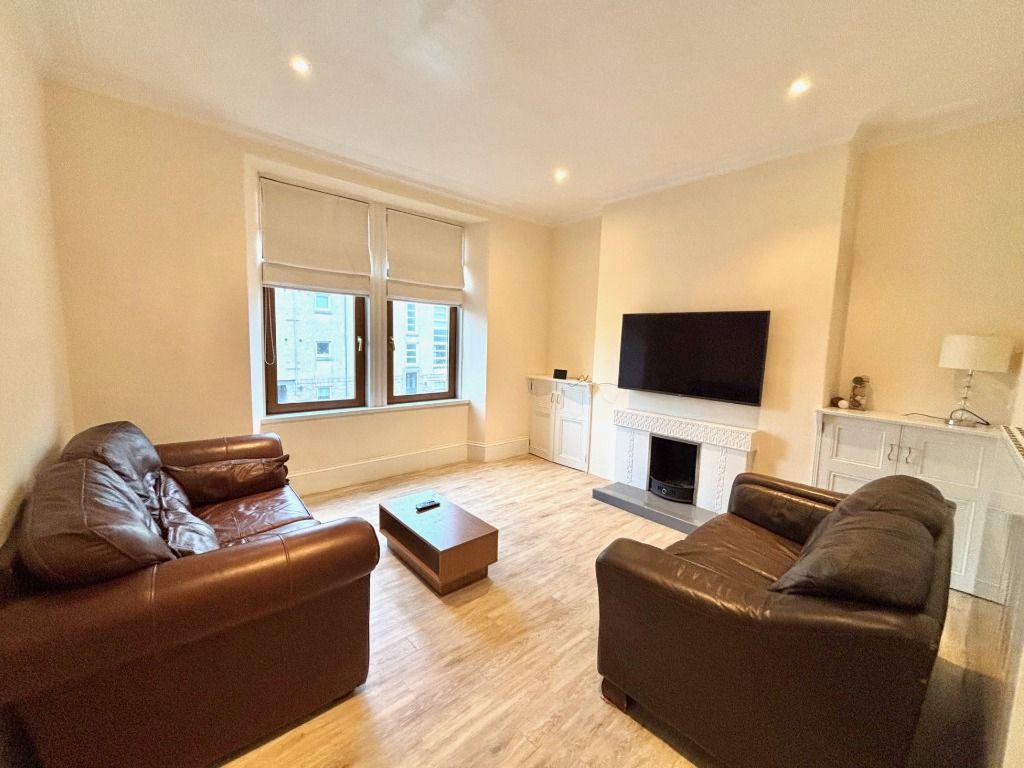 Property photo 3 of 11 Photo 3