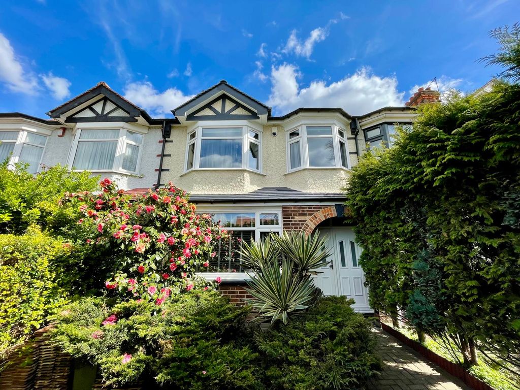 Property photo 1 of 23