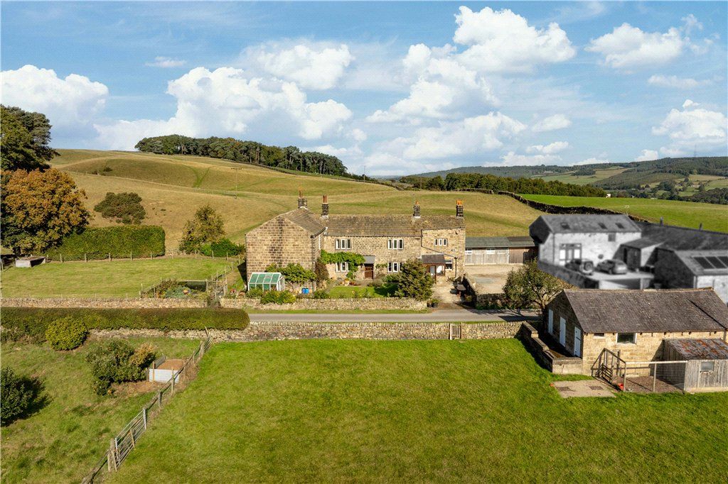 Property photo 3 of 24 The Farmhouse