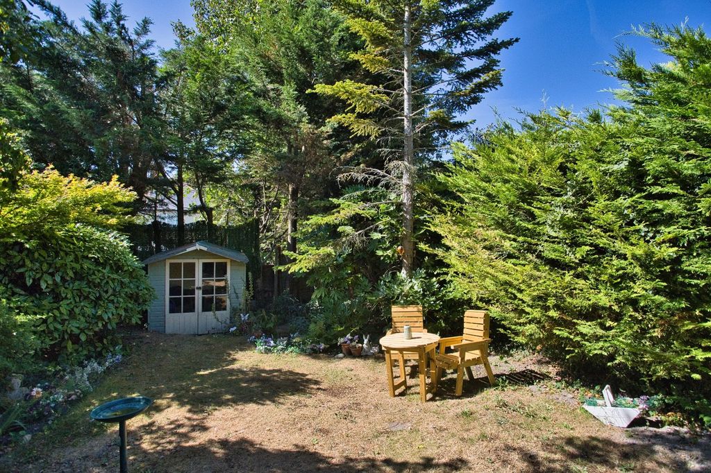 Property photo 2 of 11 Picture 2