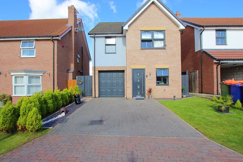 Property photo 1 of 10 Front