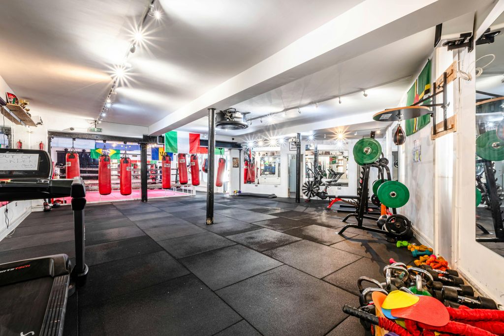 Property photo 1 of 9 Stamford Works G1A - Low Res 5.Jpg