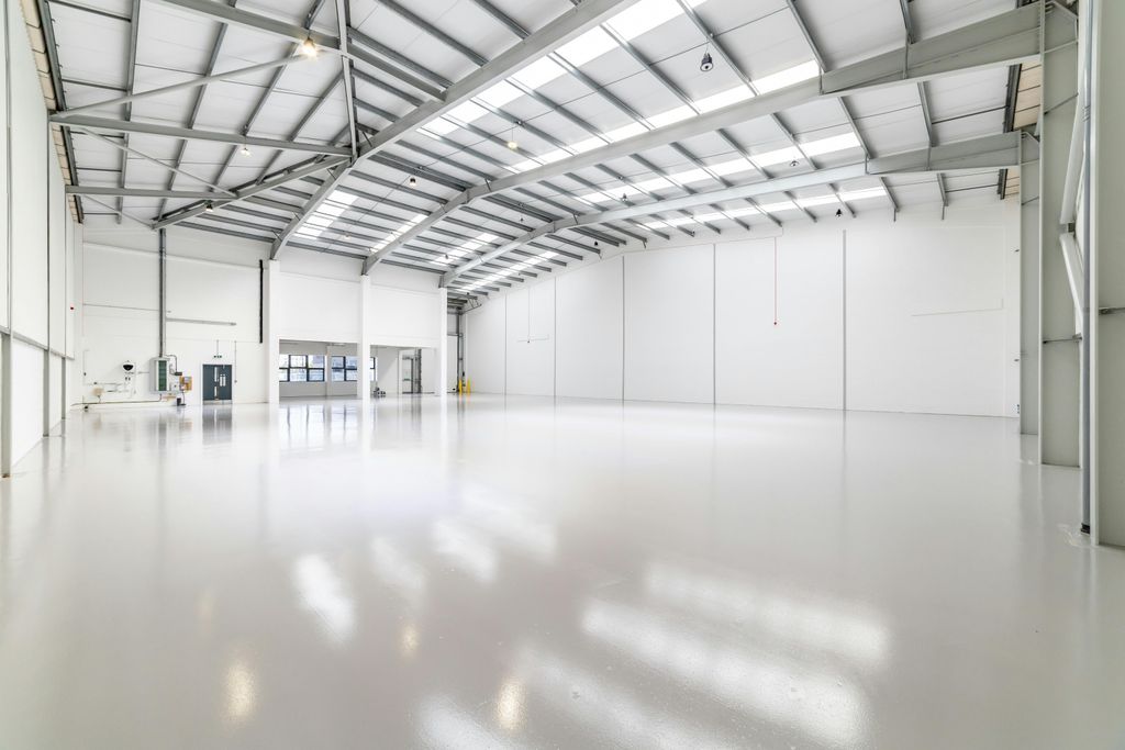 Property photo 3 of 13 Unit5_Chevron_Ind_Est_130.Jpg