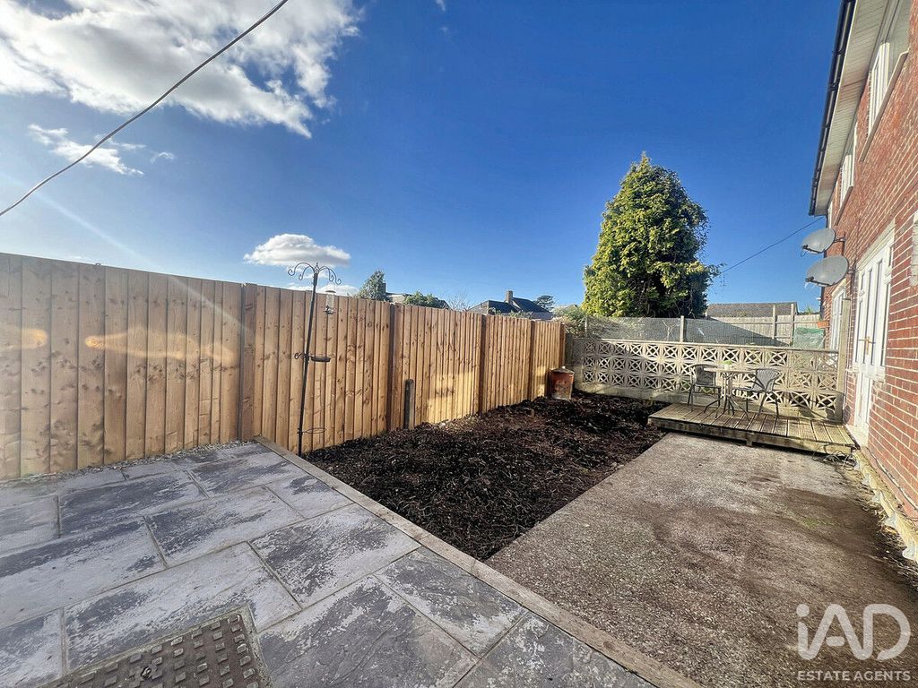 Property photo 2 of 10