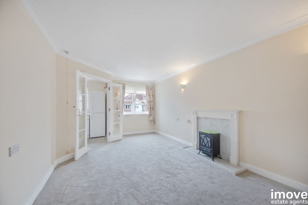 Property photo 2 of 8