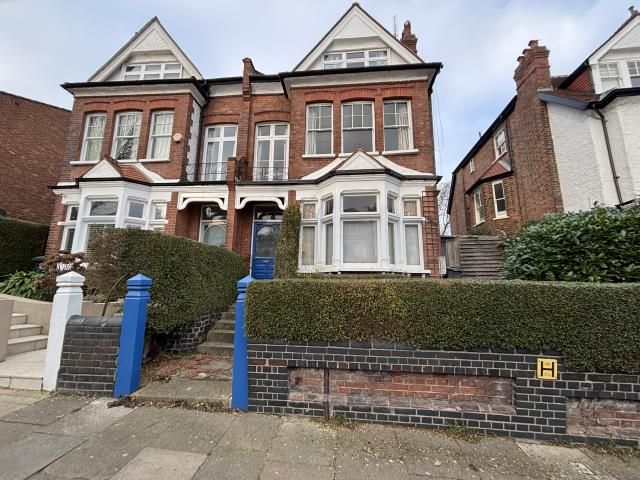 Property photo 1 of 6 External View