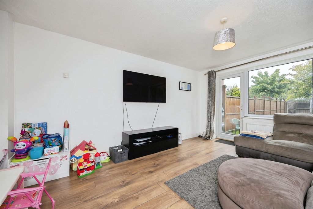 Property photo 3 of 14