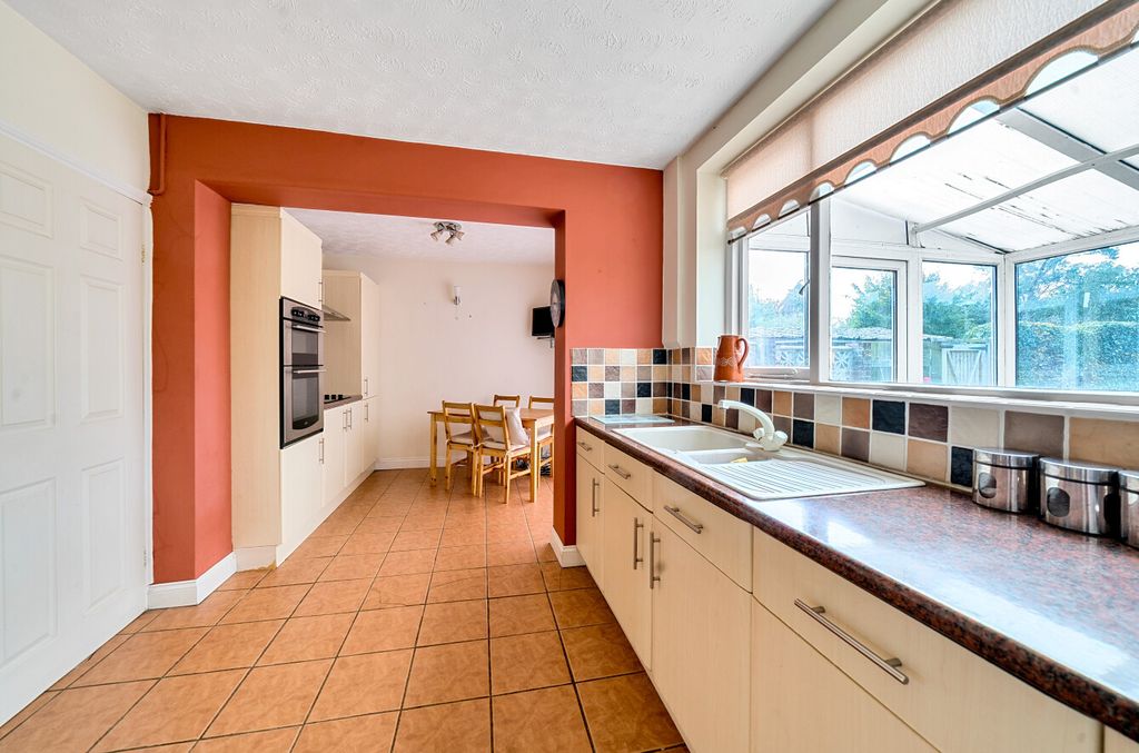 Property photo 2 of 24 13585321268d2895c3Ae69