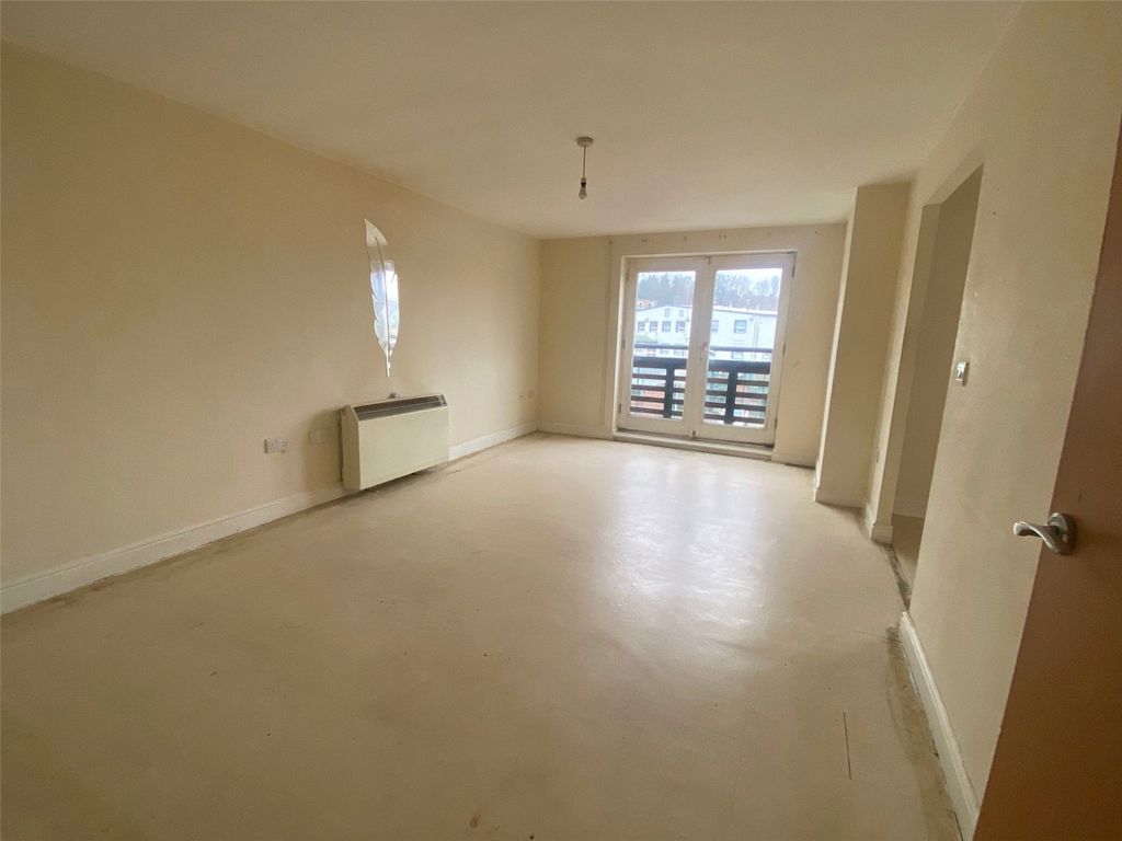 Property photo 3 of 27 Picture No. 09