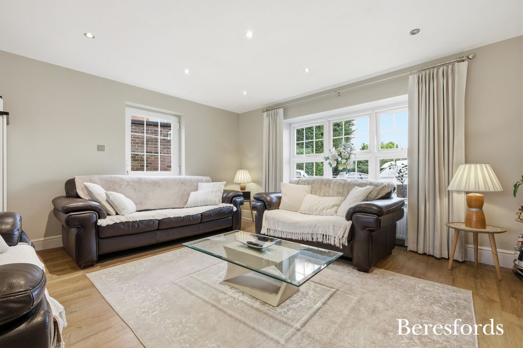 Property photo 2 of 18 Picture No. 07