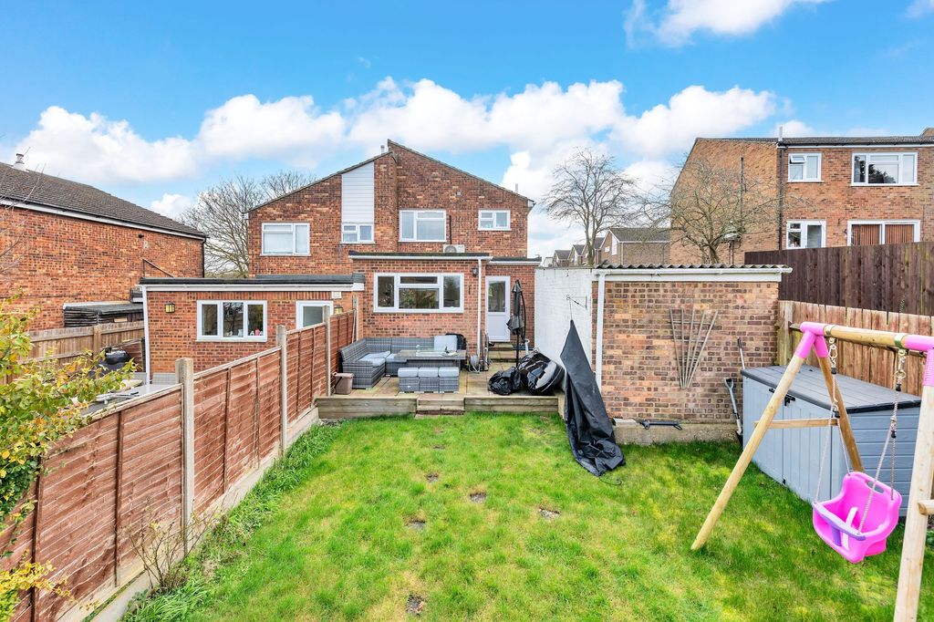 Property photo 2 of 12